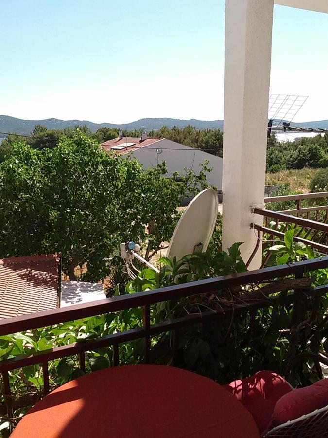 Apartmani Nikola Biograd Na Moru Exterior photo