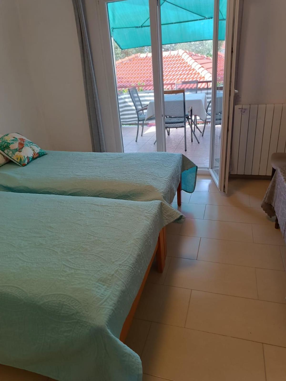 Apartmani Nikola Biograd Na Moru Exterior photo
